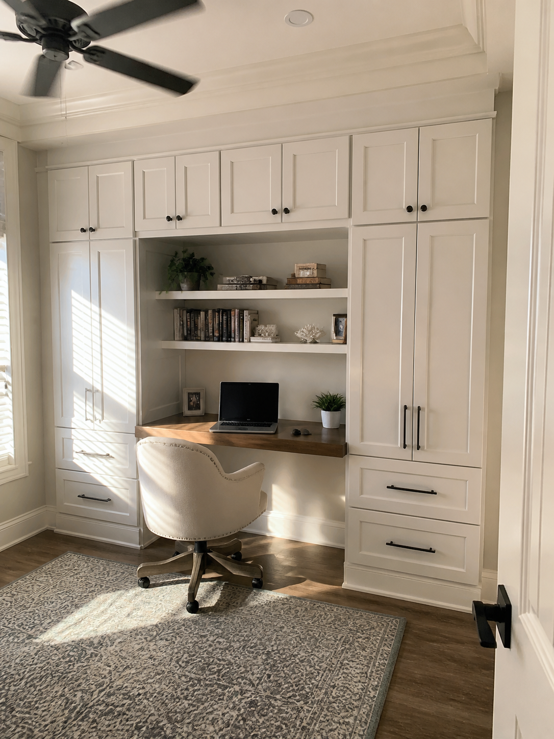 Custom office built-in cabinets and desk in Tampa Bay home